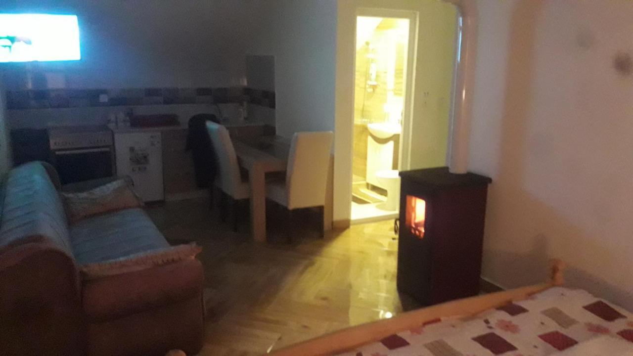 Vuceljic Rooms Andrijevica Eksteriør billede
